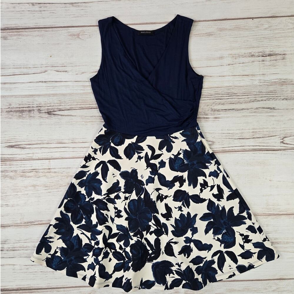 Hail3y:23 Fit and Flare Surplis V Neck Navy Blue Floral Dress sz L